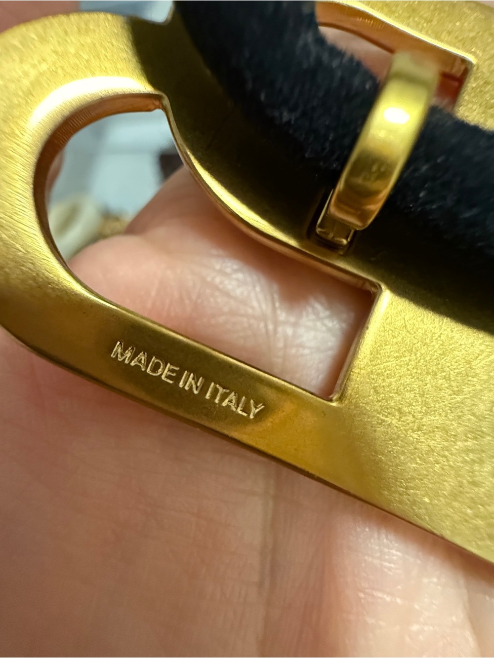 Balenciaga Gold Inte Hair Tie - Picture 3 of 4